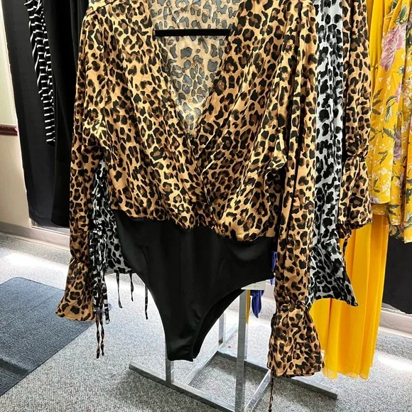 Leopard Print Wrap Top - Picture 1 of 3